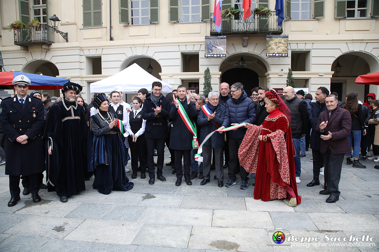 VBS_6888 - Fiera dei Santi - 12.ma Fiera Nazionale del Tartufo.jpg